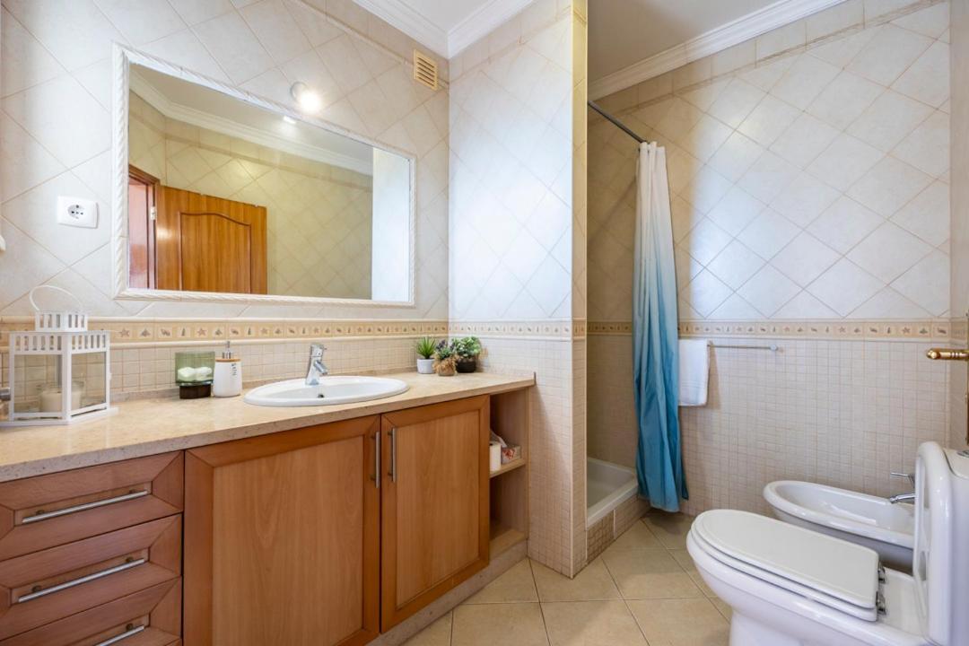 Villa Som Das Ondas Budens Bagian luar foto