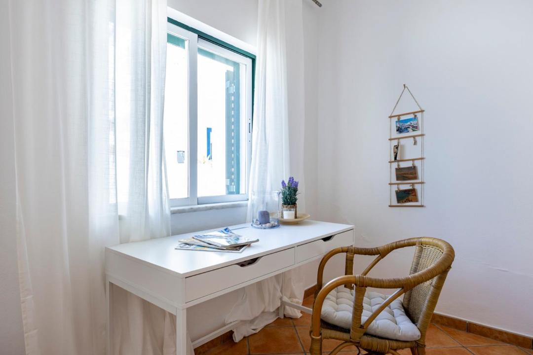 Villa Som Das Ondas Budens Bagian luar foto