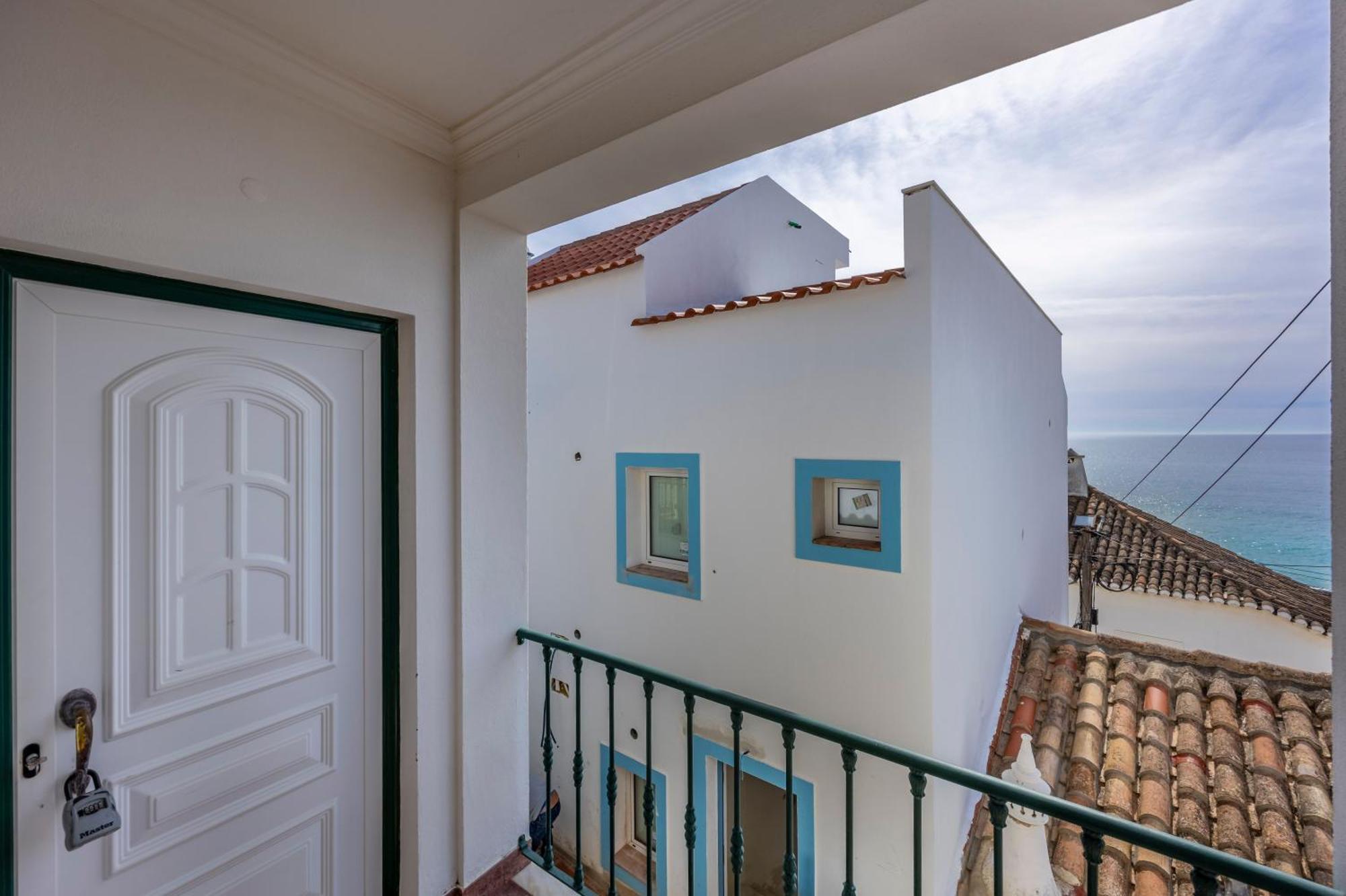 Villa Som Das Ondas Budens Bagian luar foto